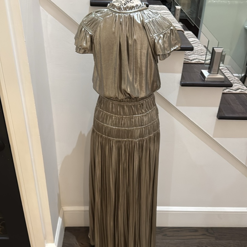 ✨Beautiful maxi dress ✨ - Picture 4 of 4